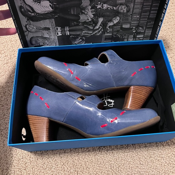 John Fluevog OPERETTAS CAVALIERI DOUBLE STRAP MARY JANE SZ 10.5  Made - Picture 12 of 13